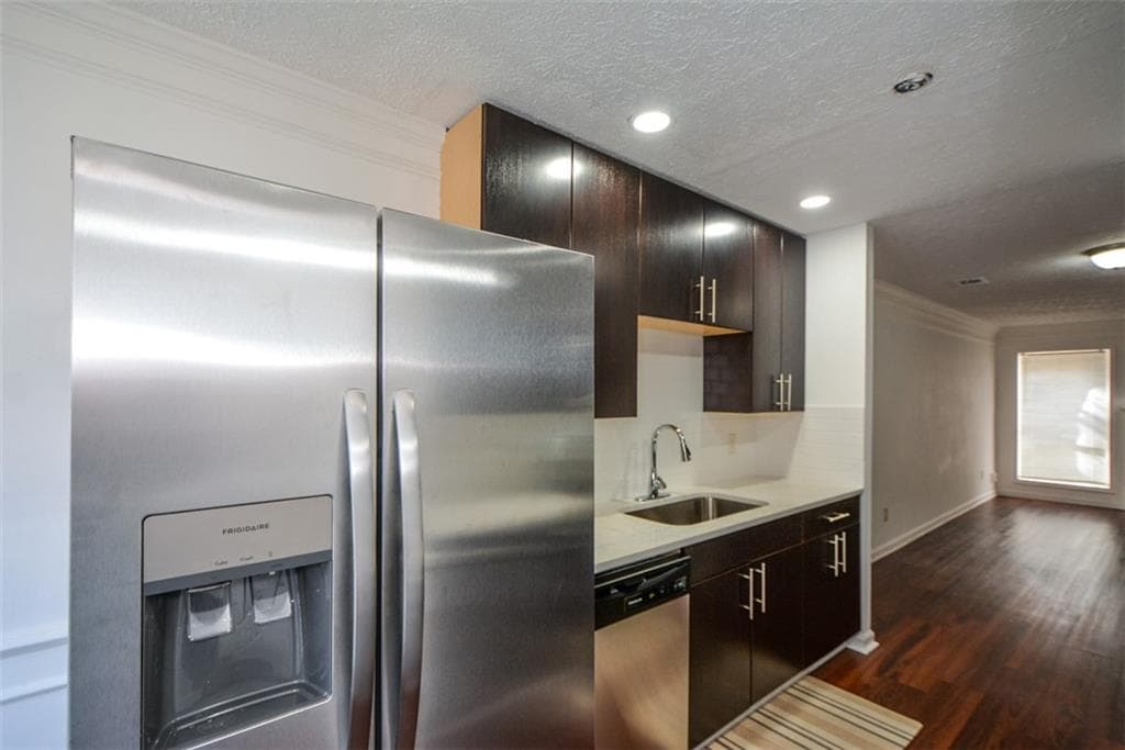 2 bedroom, 3 bathroom, 1,146 sq ft condominium for sale at 2340 Beaver Ruin Road UN26, Norcross, GA 30071 — photo 8