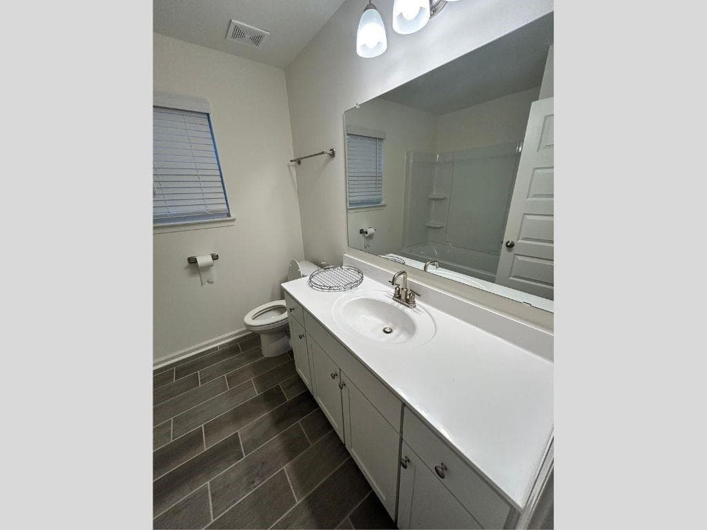 4 bedroom, 3 bathroom, 2,676 sq ft single family residence for rent at 1120 Trident Maple Chase, Lawrenceville, GA 30045 for $3,500 a month — photo 6