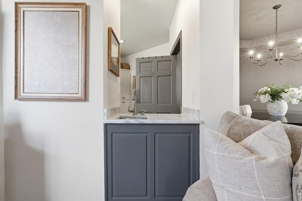 3 bedroom, 2 bathroom, 1,799 sq ft single family residence under contract at 103 Emily Court, Carrollton, GA 30117 — photo 9