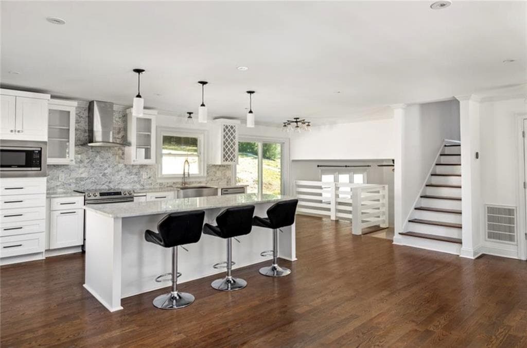 3 bedroom, 3 bathroom, 1,682 sq ft single family residence for sale at 1756 W Caribaea Trail, Atlanta, GA 30316 — photo 4
