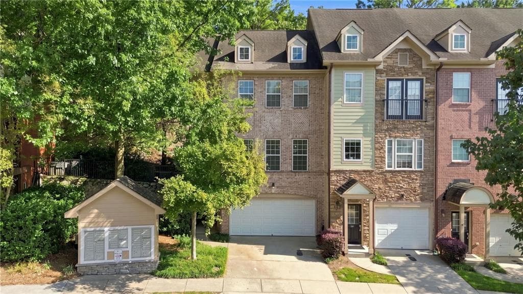 2 bedroom, 3 bathroom, 1,924 sq ft townhouse for sale at 1431 Ashford Creek Circle, Atlanta, GA 30319