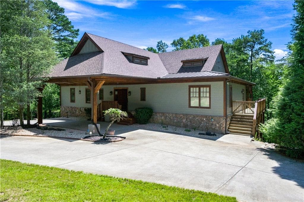 5 bedroom, 6 bathroom, 5,522 sq ft single family residence for sale at 109 Lakewood Drive, Waleska, GA 30183 — photo 4
