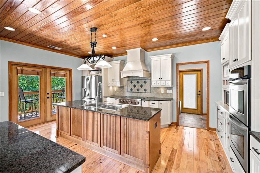 5 bedroom, 6 bathroom, 5,522 sq ft single family residence for sale at 109 Lakewood Drive, Waleska, GA 30183 — photo 3