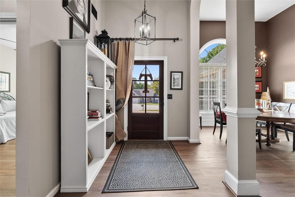 3 bedroom, 2 bathroom, 1,692 sq ft single family residence for sale at 222 Meadow Run, Carrollton, GA 30116 — photo 4