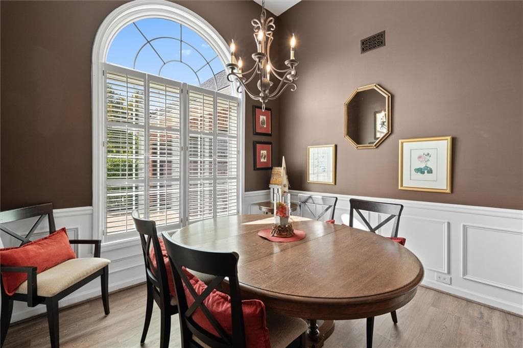 3 bedroom, 2 bathroom, 1,692 sq ft single family residence for sale at 222 Meadow Run, Carrollton, GA 30116 — photo 6