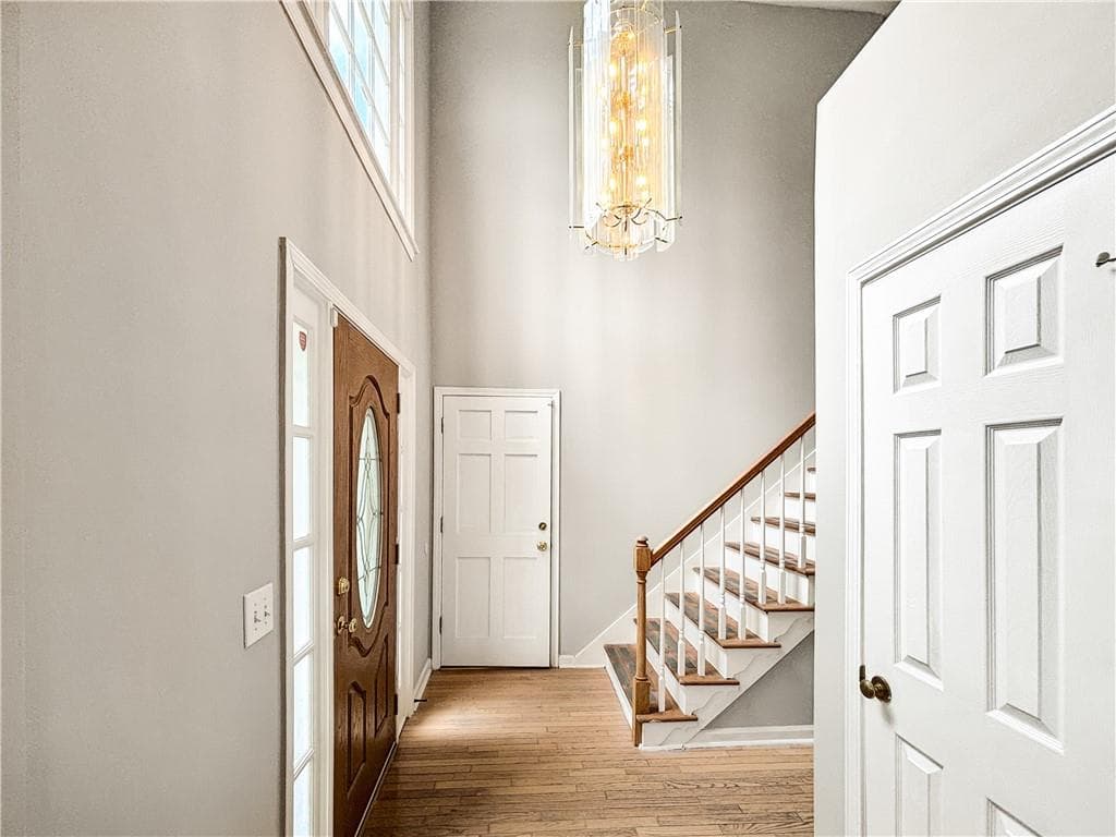 4 bedroom, 3 bathroom, 2,183 sq ft single family residence for rent at 2092 Drogheda Lane, Marietta, GA 30066 for $2,499 a month — photo 2