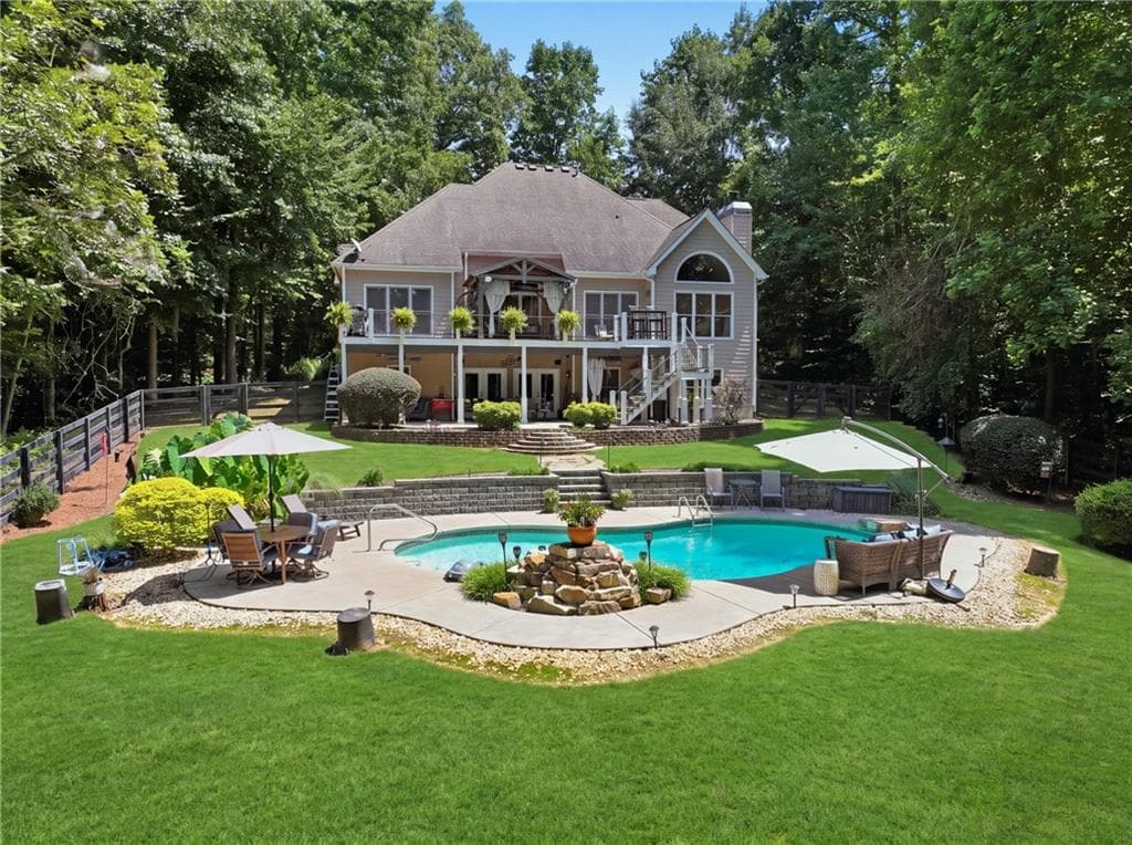 5 bedroom, 4 bathroom, 3,800 sq ft single family residence under contract at 134 Birmingham Walk, Alpharetta, GA 30004