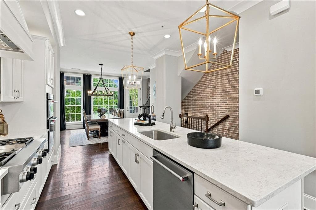 3 bedroom, 5 bathroom, 2,800 sq ft townhouse under contract at 6746 Cadence Boulevard, Sandy Springs, GA 30328 — photo 5