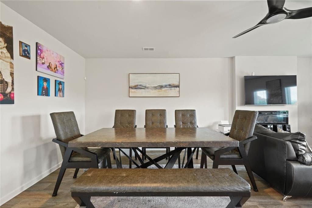 4 bedroom, 3 bathroom, 2,368 sq ft single family residence under contract at 510 Overlook Road, Covington, GA 30014 — photo 3