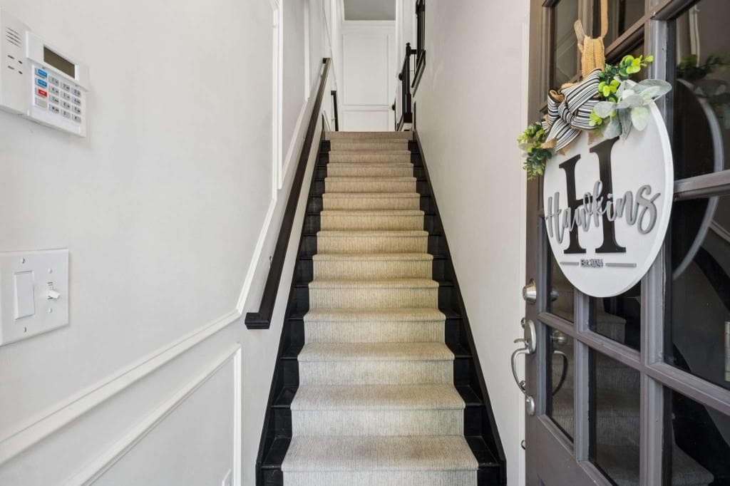 3 bedroom, 4 bathroom, 2,226 sq ft townhouse under contract at 3237 Greenwood Oak Drive, Peachtree Corners, GA 30092 — photo 5