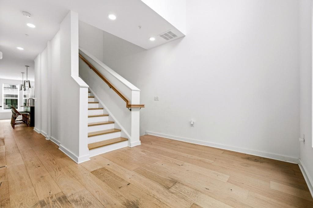 2 bedroom, 3 bathroom, 1,994 sq ft condominium for rent at 395 Pratt Drive 804, Atlanta, GA 30315 for $3,350 a month — photo 5
