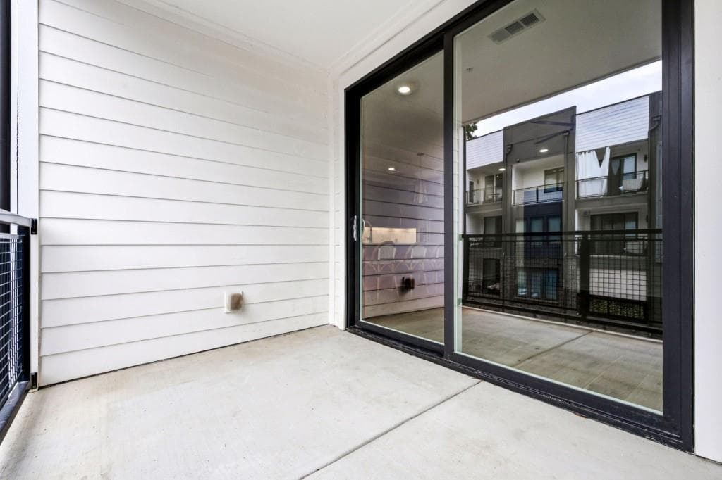 2 bedroom, 3 bathroom, 1,994 sq ft condominium for rent at 395 Pratt Drive 804, Atlanta, GA 30315 for $3,350 a month — photo 7
