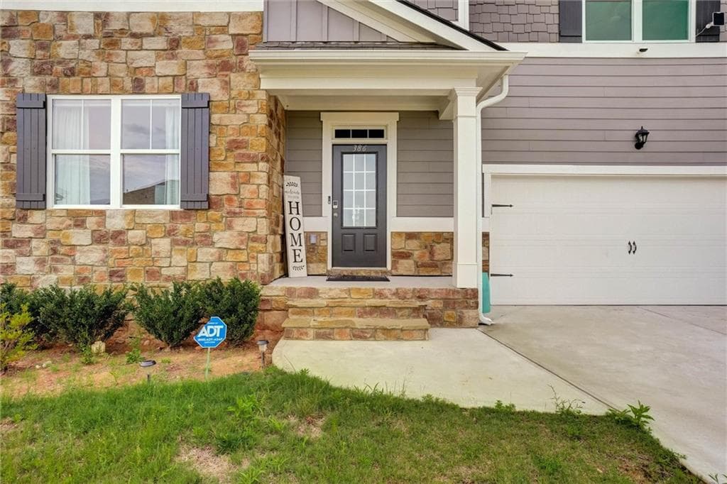 9 bedroom, 5 bathroom, 3,230 sq ft single family residence for sale at 386 Thompson Drive, Dallas, GA 30132 — photo 5