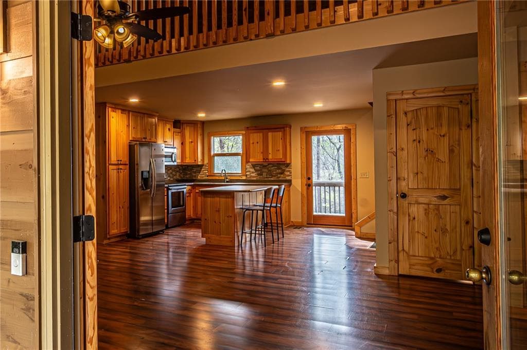 3 bedroom, 4 bathroom, 2,102 sq ft single family residence under contract at 259 Misty Hollow Drive, Dahlonega, GA 30533 — photo 5