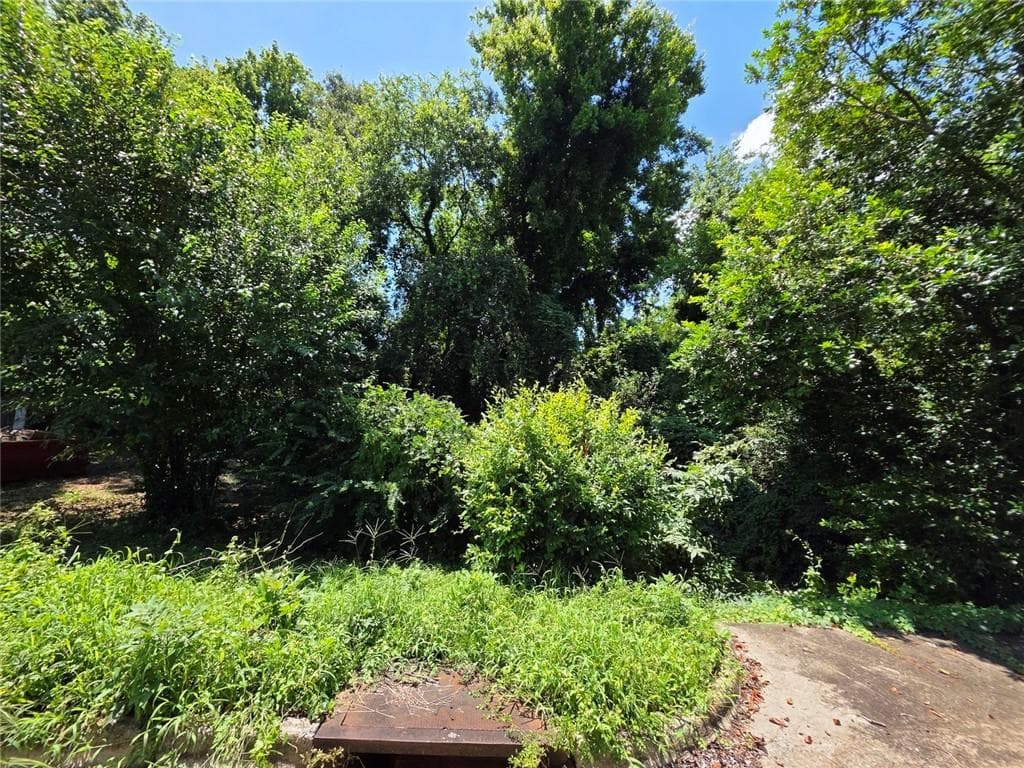 3 bedroom, 1 bathroom, 1,206 sq ft single family residence for sale at 736 Peachtree Street, Macon, GA 31217 — photo 7