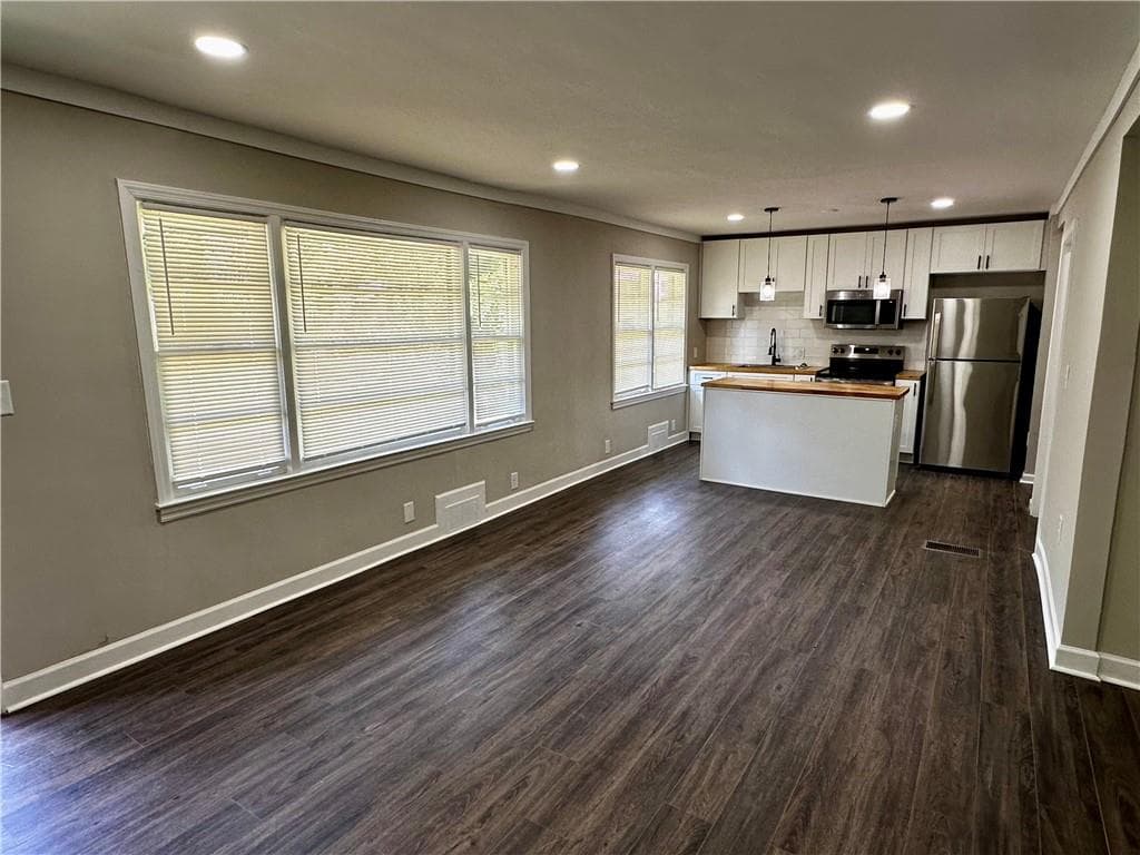 3 bedroom, 2 bathroom, 1,258 sq ft single family residence for sale at 1968 Rosewood Road, Decatur, GA 30032 — photo 5