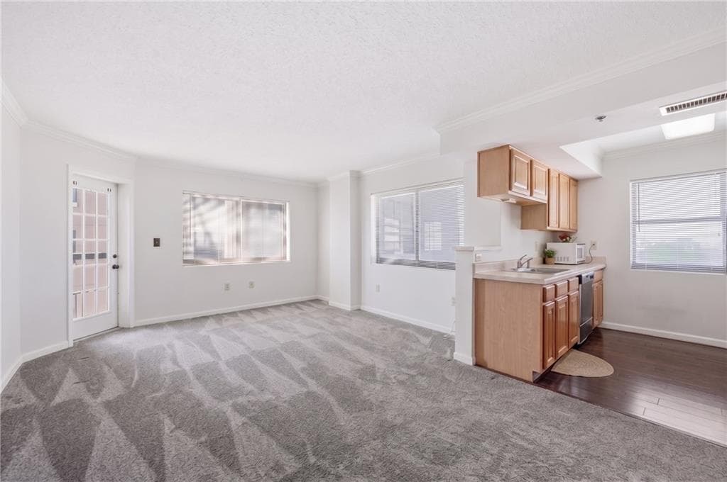 1 bedroom, 1 bathroom, 769 sq ft condominium for sale at 795 Hammond Drive 1912, Atlanta, GA 30328 — photo 4