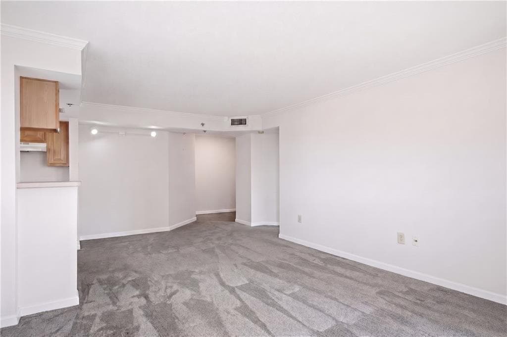 1 bedroom, 1 bathroom, 769 sq ft condominium for sale at 795 Hammond Drive 1912, Atlanta, GA 30328 — photo 7