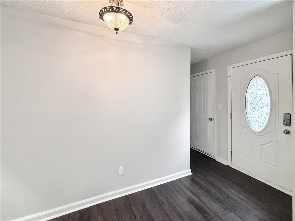 3 bedroom, 2 bathroom, 1,590 sq ft single family residence for rent at 1552 Blackwell Road, Marietta, GA 30066 for $2,250 a month — photo 2