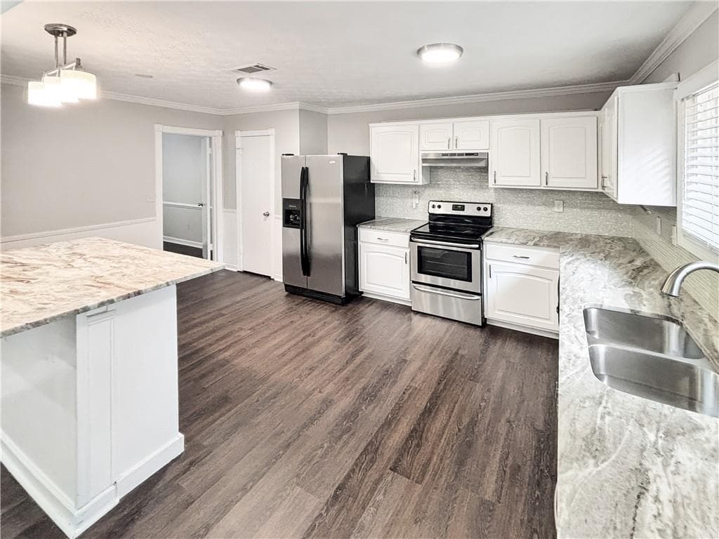 3 bedroom, 2 bathroom, 1,590 sq ft single family residence for rent at 1552 Blackwell Road, Marietta, GA 30066 for $2,250 a month — photo 6