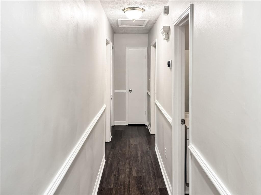 3 bedroom, 2 bathroom, 1,590 sq ft single family residence for rent at 1552 Blackwell Road, Marietta, GA 30066 for $2,250 a month — photo 9
