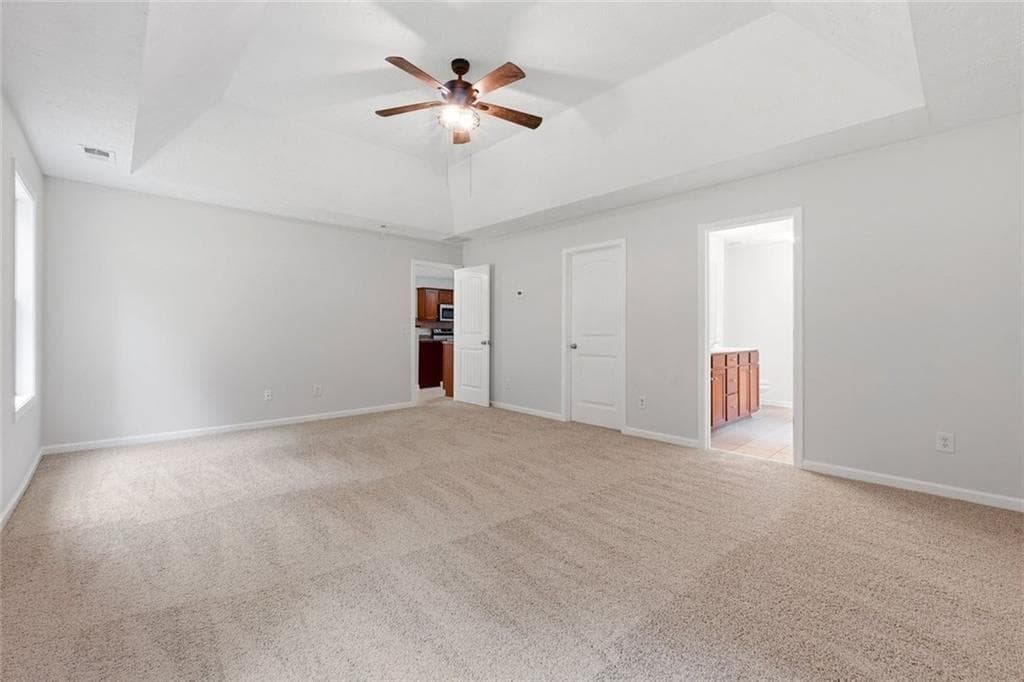 3 bedroom, 2 bathroom, 2,092 sq ft single family residence under contract at 131 Elk Drive, Temple, GA 30179 — photo 10