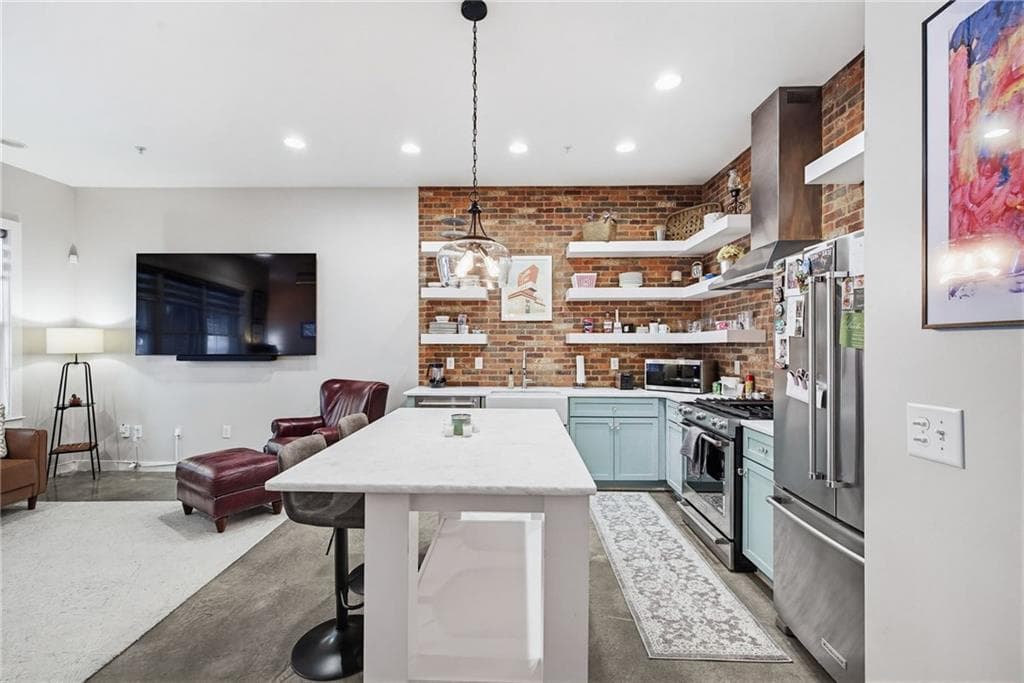 1 bedroom, 1 bathroom, 983 sq ft condominium for sale at 680 Greenwood Avenue 209, Atlanta, GA 30306 — photo 6