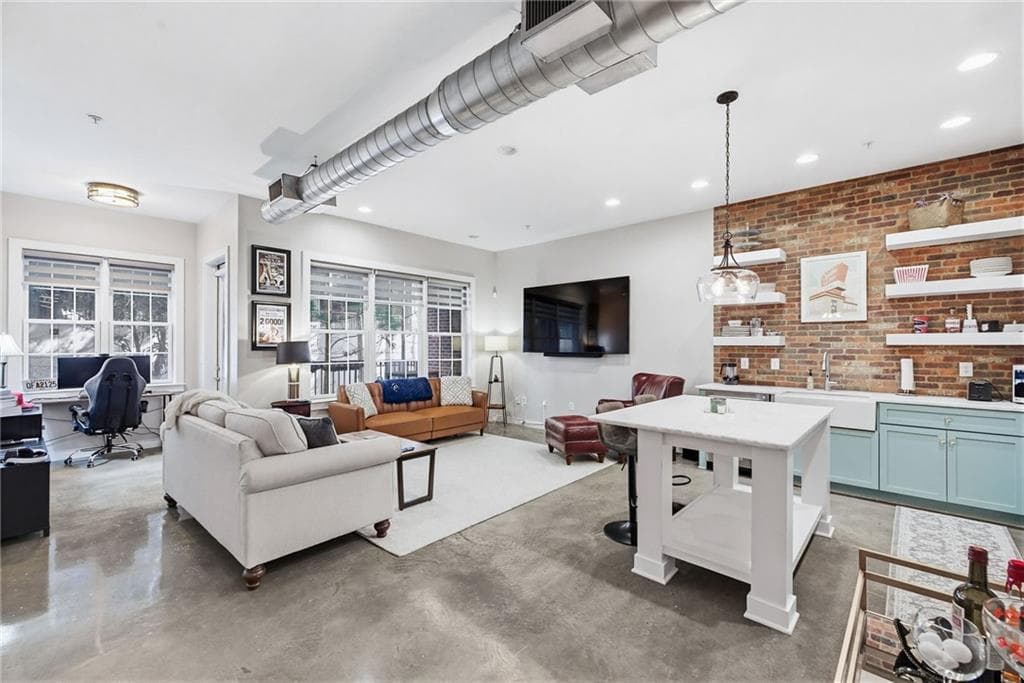 1 bedroom, 1 bathroom, 983 sq ft condominium for sale at 680 Greenwood Avenue 209, Atlanta, GA 30306 — photo 9