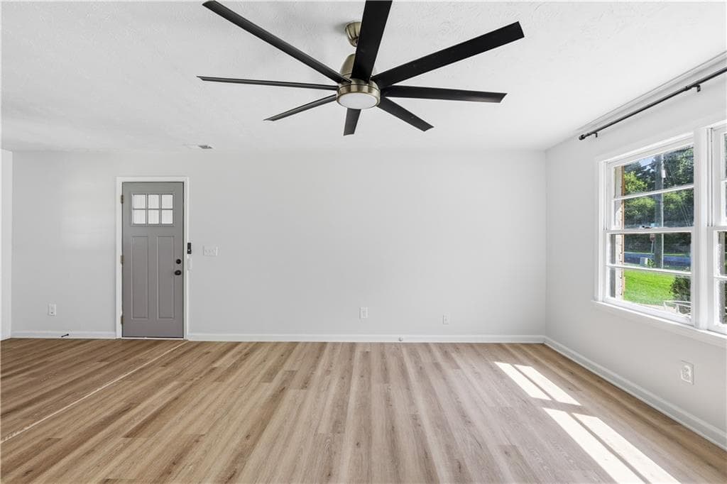 3 bedroom, 2 bathroom, 1,056 sq ft single family residence for sale at 5734 Hill Road, Powder Springs, GA 30127 — photo 8