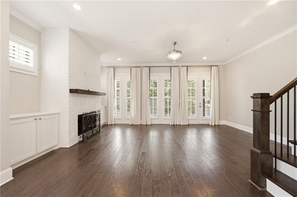 3 bedroom, 5 bathroom, 3,236 sq ft townhouse for sale at 170 Cole Street 3, Marietta, GA 30060 — photo 6
