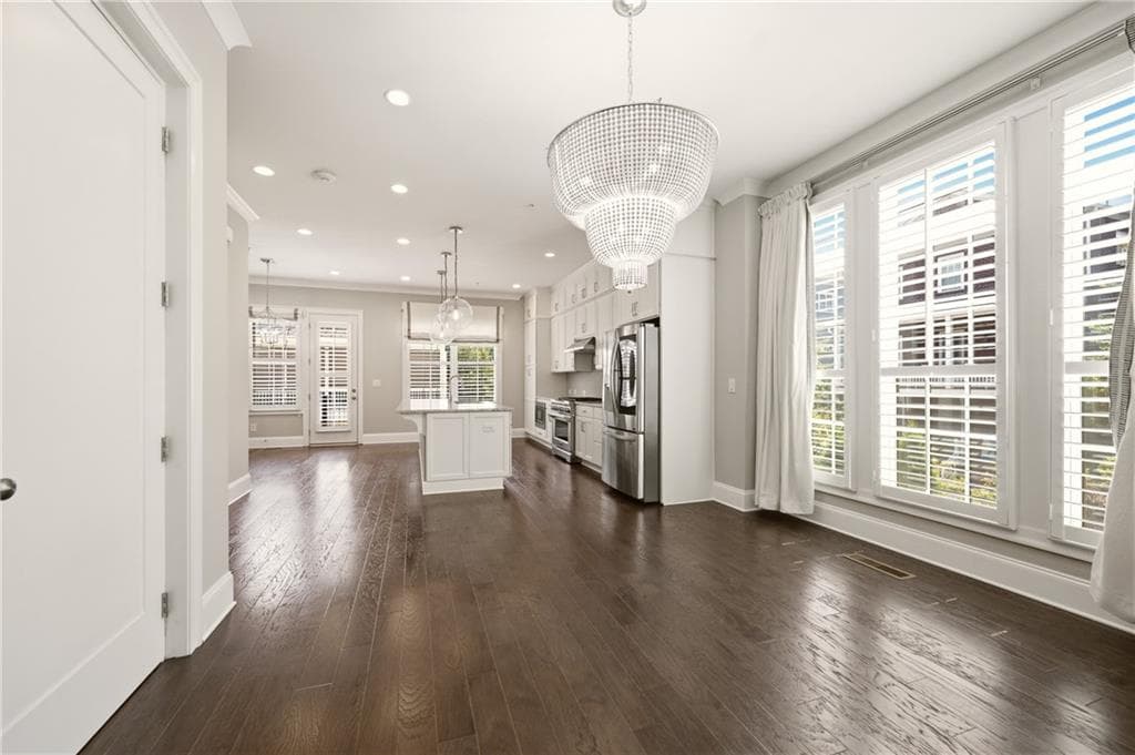 3 bedroom, 5 bathroom, 3,236 sq ft townhouse for sale at 170 Cole Street 3, Marietta, GA 30060 — photo 9