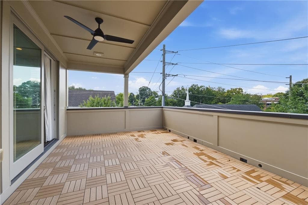 3 bedroom, 5 bathroom, 3,236 sq ft townhouse for sale at 170 Cole Street 3, Marietta, GA 30060 — photo 4