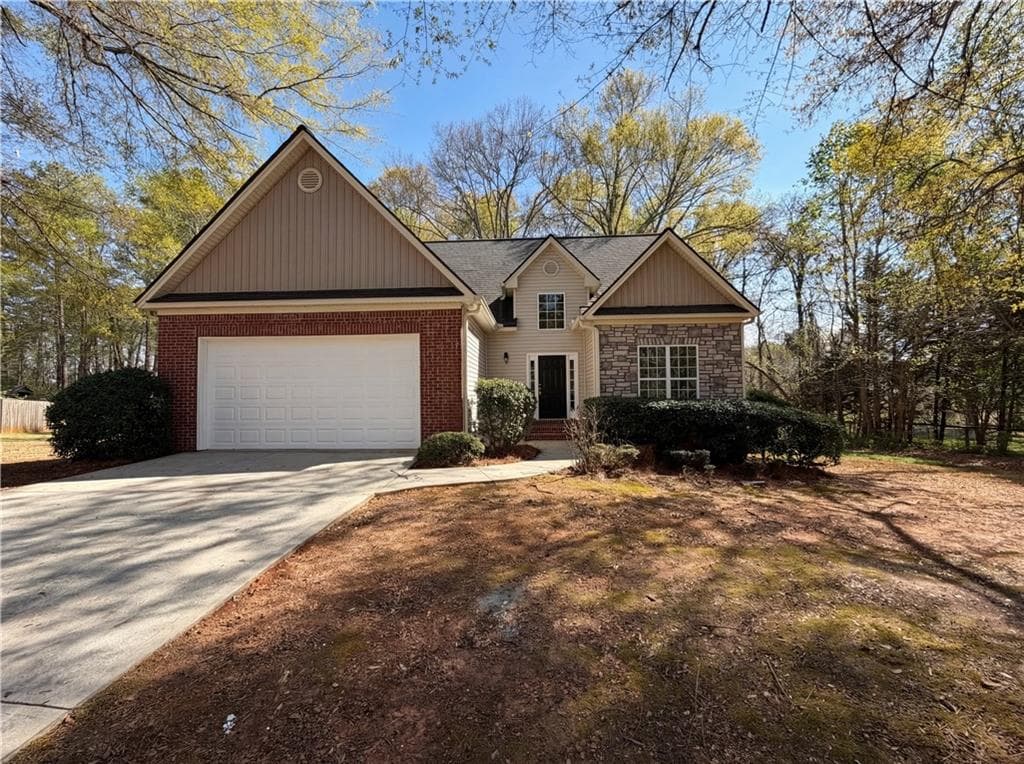 3 bedroom, 3 bathroom, 2,110 sq ft single family residence under contract at 95 Woods Way, Jefferson, GA 30549