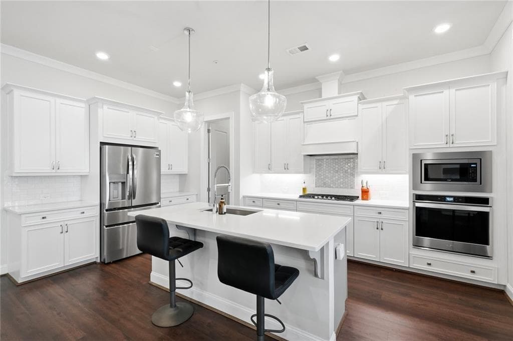 3 bedroom, 3 bathroom, 2,370 sq ft single family residence for sale at 200 Magnolia Blossom Court, Marietta, GA 30060 — photo 5
