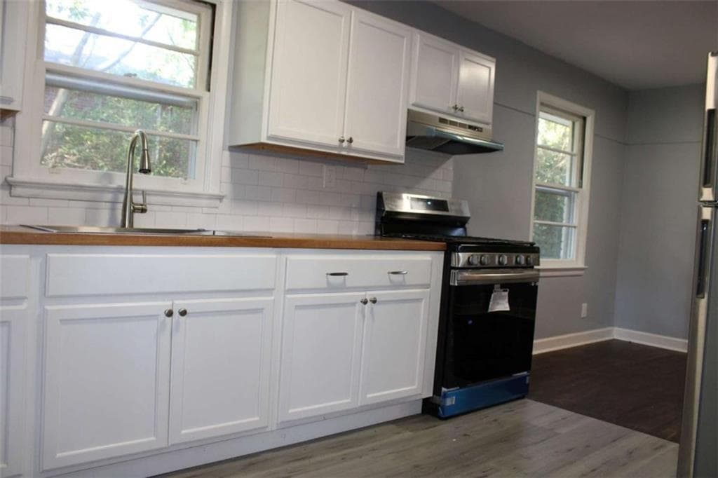 3 bedroom, 1 bathroom single family residence for sale at 5565 cypress Drive, Forest Park, GA 30297 — photo 8