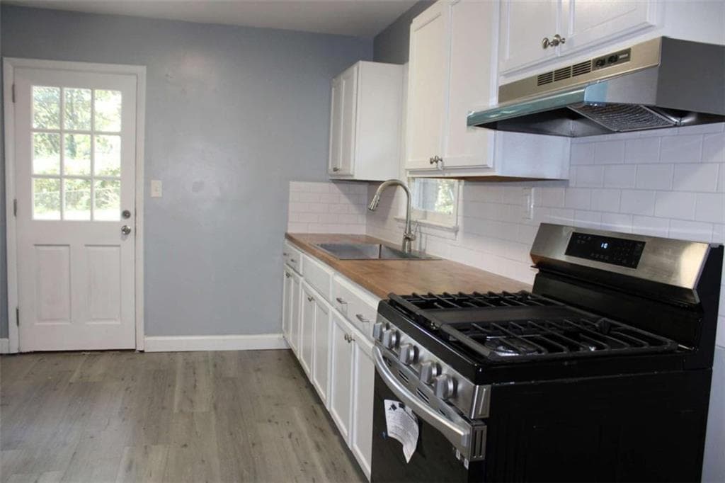 3 bedroom, 1 bathroom single family residence for sale at 5565 cypress Drive, Forest Park, GA 30297 — photo 9