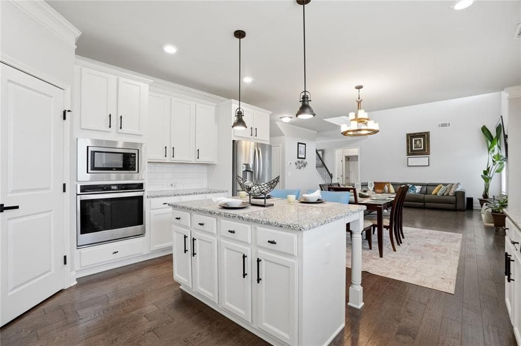 6 bedroom, 5 bathroom, 4,347 sq ft single family residence for sale at 1883 Hampton Grove Way, Dacula, GA 30019 — photo 10