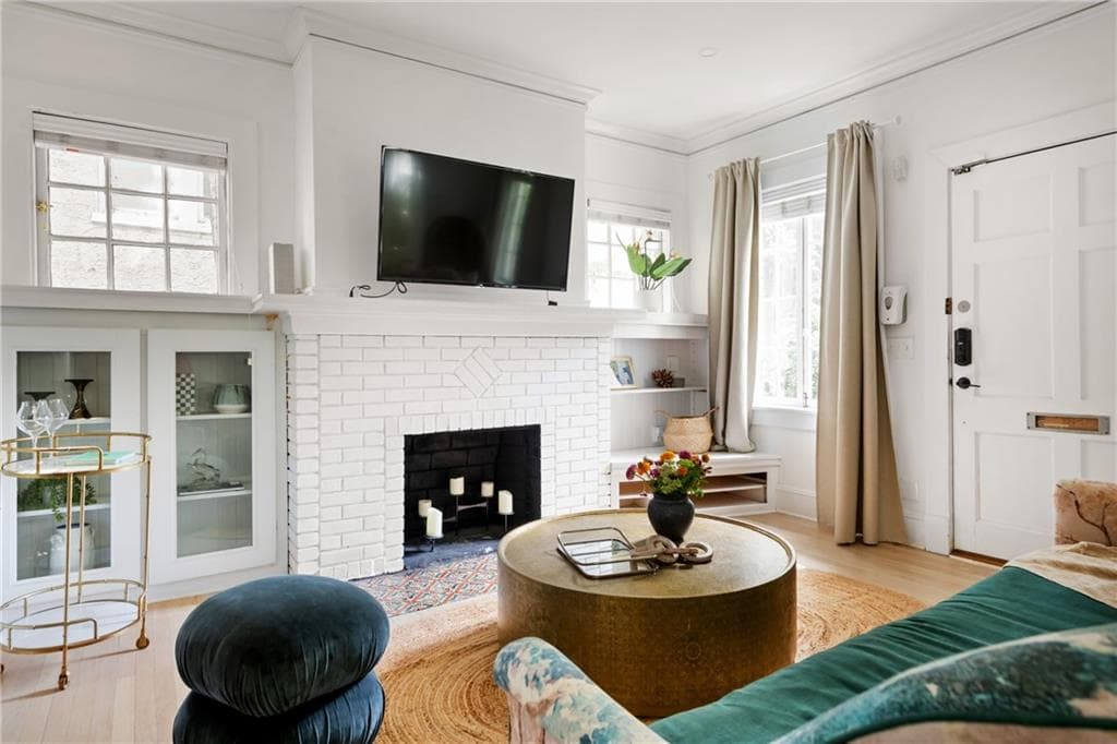 3 bedroom, 2 bathroom, 1,675 sq ft other for rent at 426 9th Street 1, Atlanta, GA 30309 for $4,400 a month — photo 9