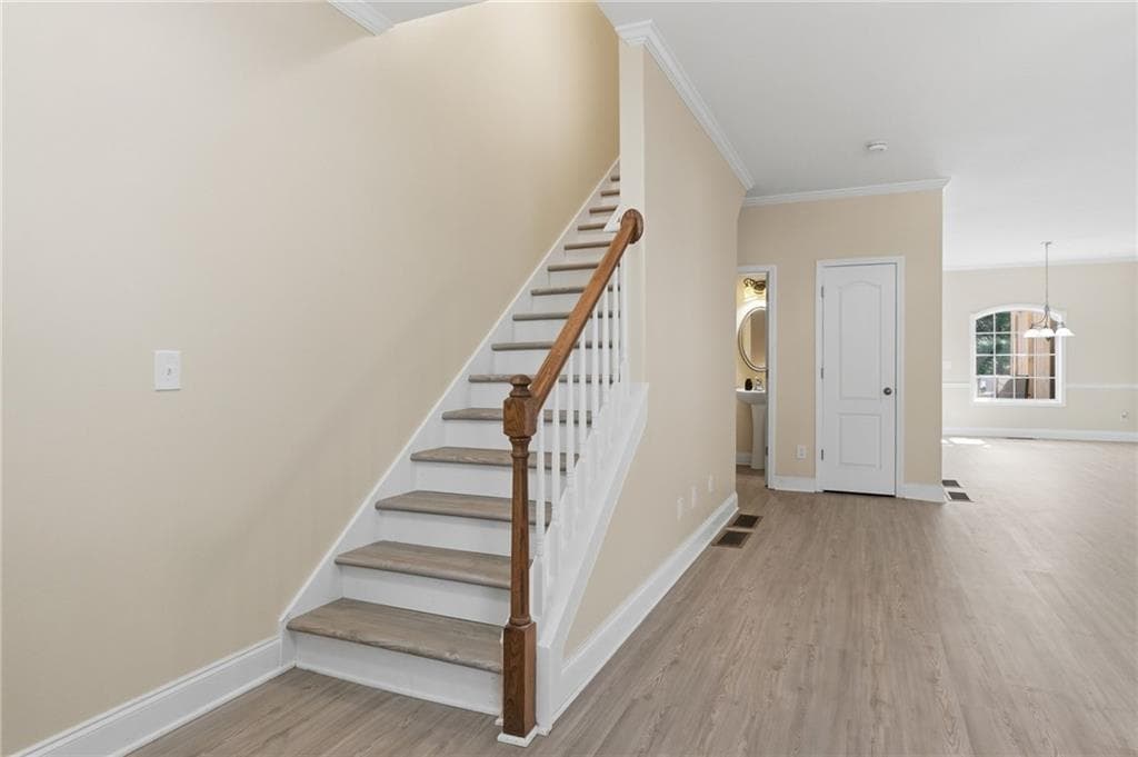 3 bedroom, 4 bathroom, 2,000 sq ft townhouse for sale at 251 Derby Court, Acworth, GA 30102 — photo 6
