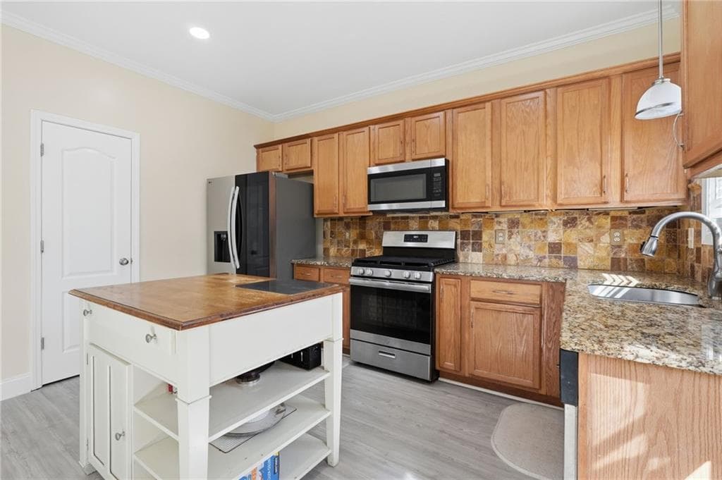 3 bedroom, 4 bathroom, 2,000 sq ft townhouse for sale at 251 Derby Court, Acworth, GA 30102 — photo 8
