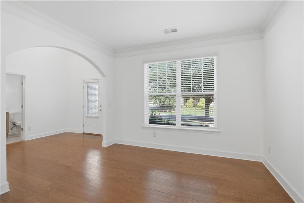 4 bedroom, 3 bathroom, 2,910 sq ft single family residence for sale at 4875 Shiloh Crossing Way, Cumming, GA 30040 — photo 8