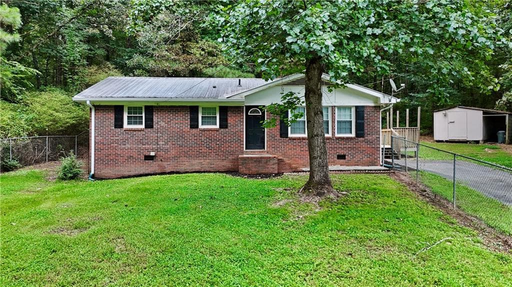 3 bedroom, 1 bathroom, 1,075 sq ft single family residence for sale at 227 Cantrell Drive, Plainville, GA 30733