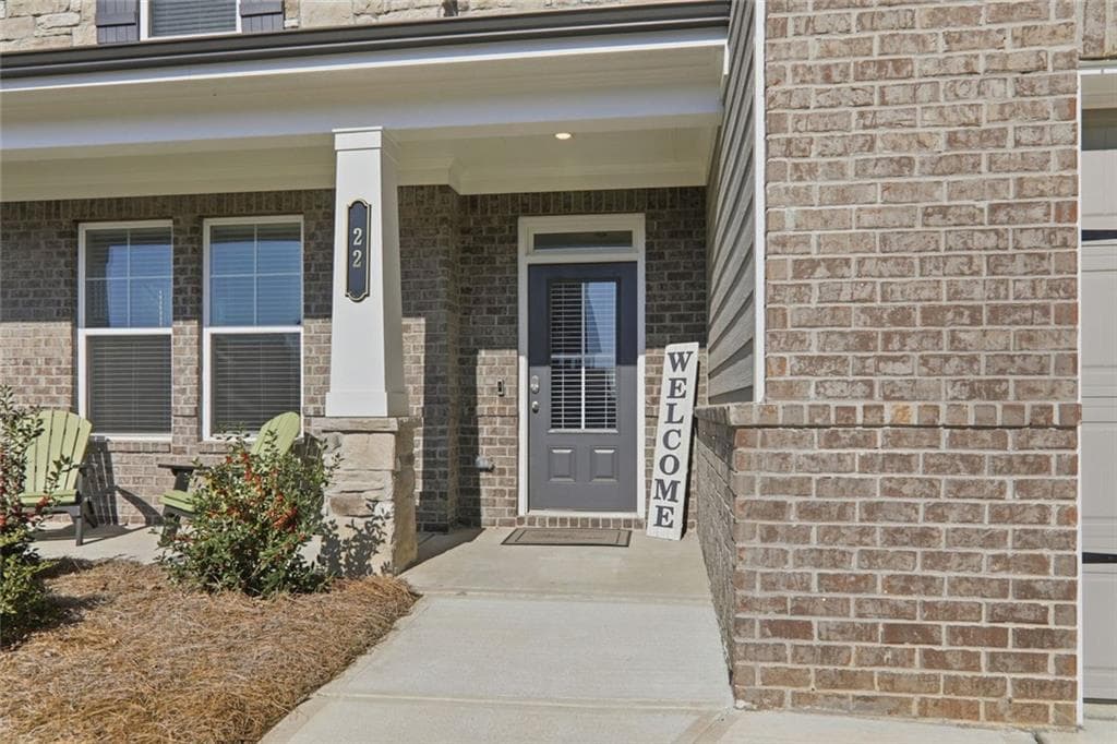 5 bedroom, 4 bathroom, 3,301 sq ft single family residence for sale at 22 Winding Rose Drive, Hoschton, GA 30548 — photo 5