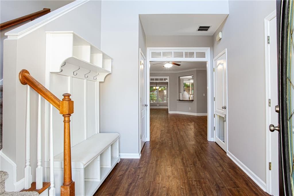 4 bedroom, 3 bathroom, 2,287 sq ft single family residence for sale at 539 Mirramont Place, Woodstock, GA 30189 — photo 2