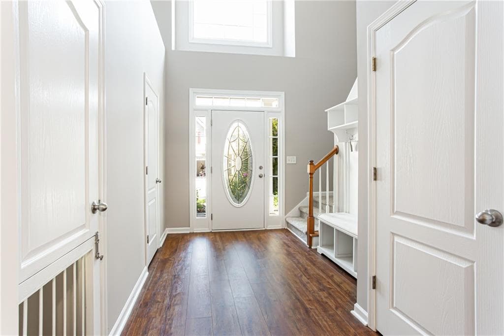 4 bedroom, 3 bathroom, 2,287 sq ft single family residence for sale at 539 Mirramont Place, Woodstock, GA 30189 — photo 3