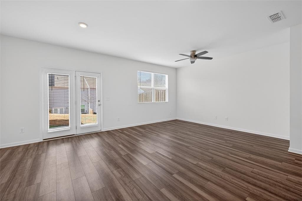 3 bedroom, 3 bathroom, 1,440 sq ft townhouse for sale at 64 Thetford Way, Winder, GA 30680 — photo 8