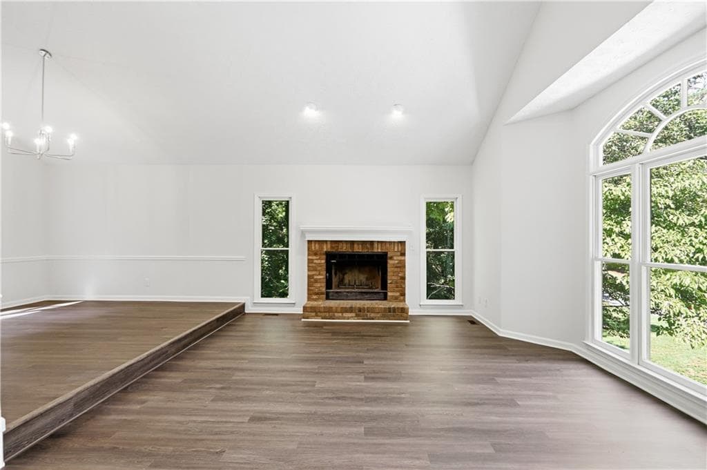 5 bedroom, 3 bathroom, 2,834 sq ft single family residence for sale at 3580 Downing Street, Marietta, GA 30066 — photo 4
