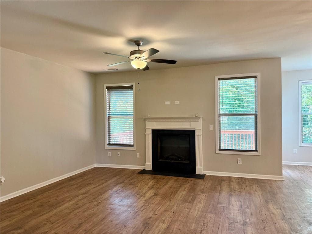 4 bedroom, 3 bathroom, 2,682 sq ft single family residence for sale at 279 Greystone Court, Winder, GA 30680 — photo 3