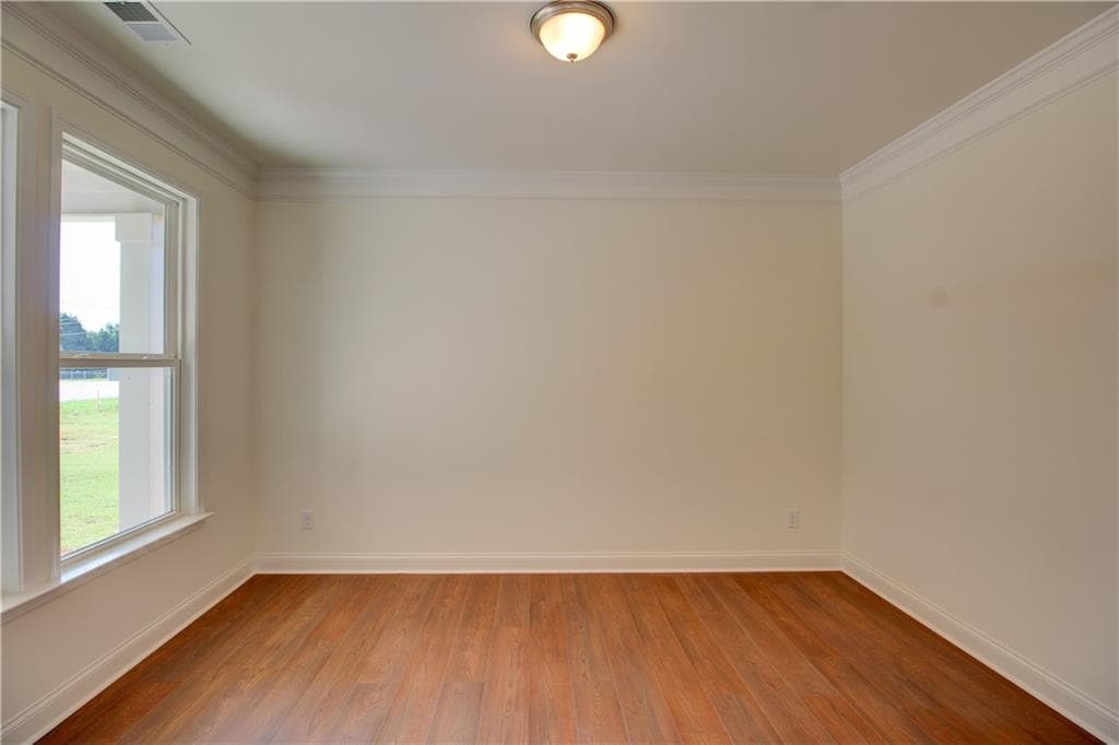 5 bedroom, 4 bathroom, 3,476 sq ft single family residence under contract at 23 Woodland Road, Covington, GA 30016 — photo 7