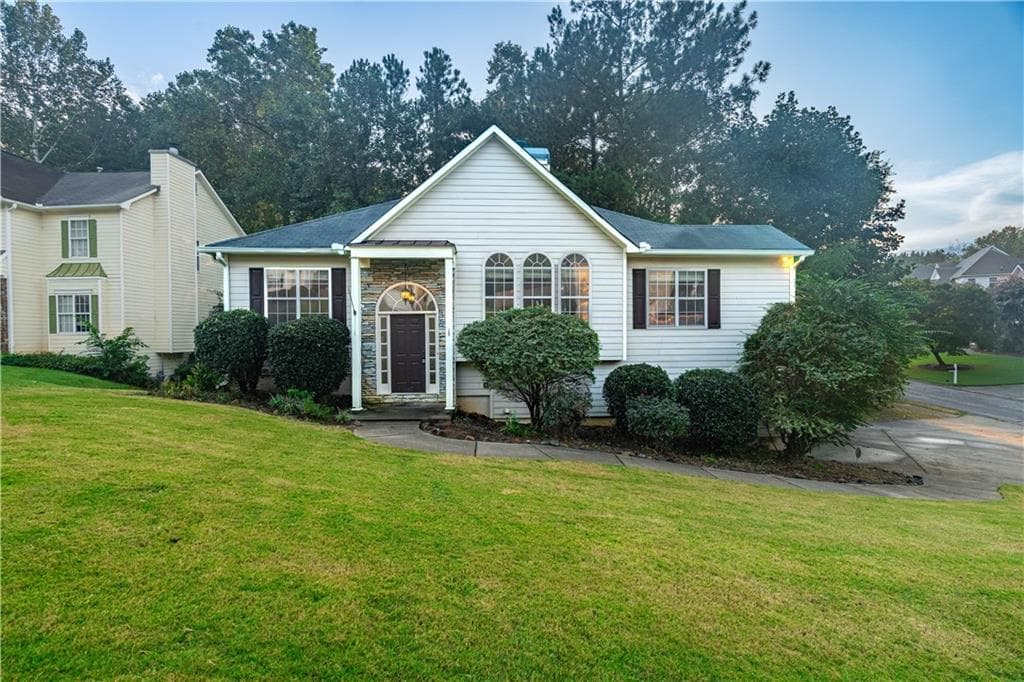 4 bedroom, 3 bathroom, 2,177 sq ft single family residence for rent at 3601 Anna Lane, Kennesaw, GA 30144 for $2,650 a month